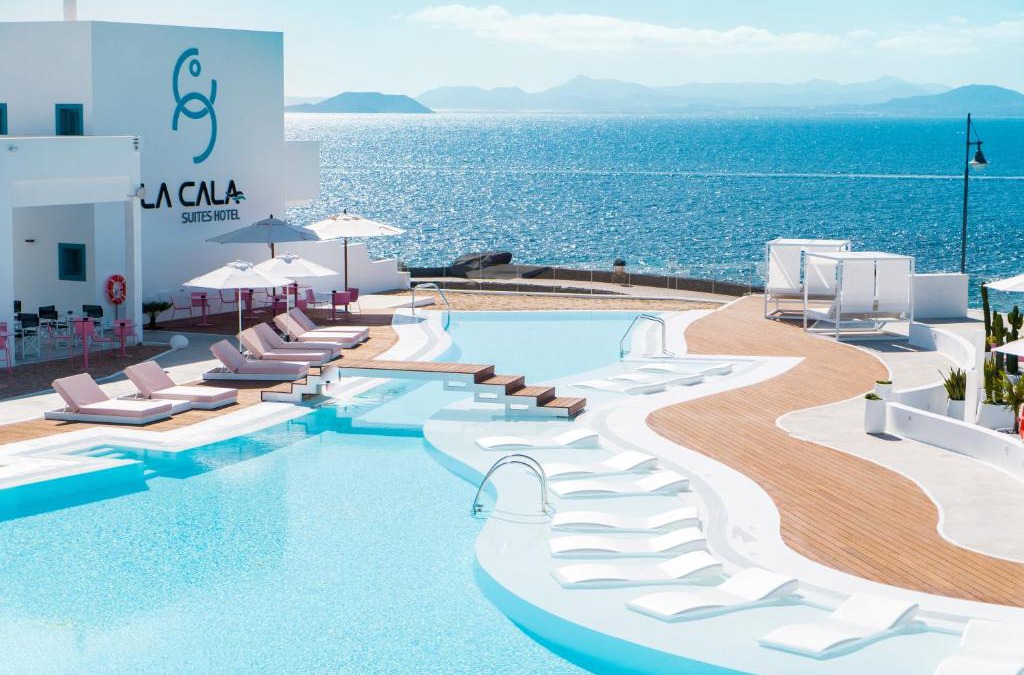 Playa Blanca Hotel | CalaLanzarote Suites Hotel - Adults Only