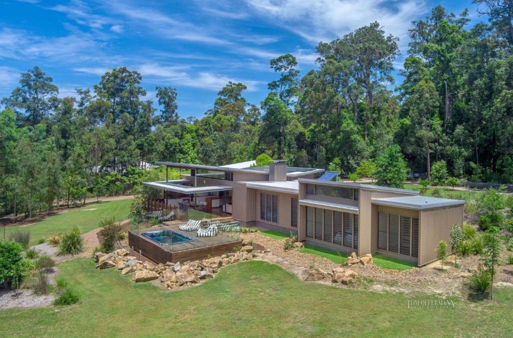Doonan House | Calanthe Acreage - Doonan