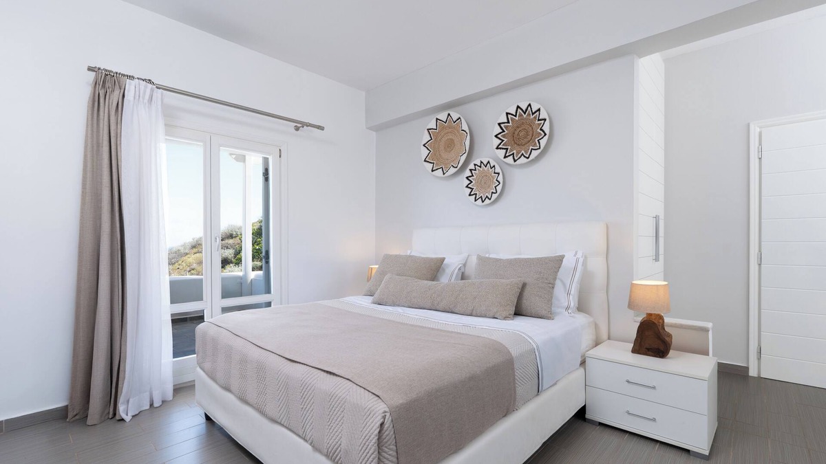 Akrotiri Apartment | Caldera View apartment with private Hot Tub and Pool