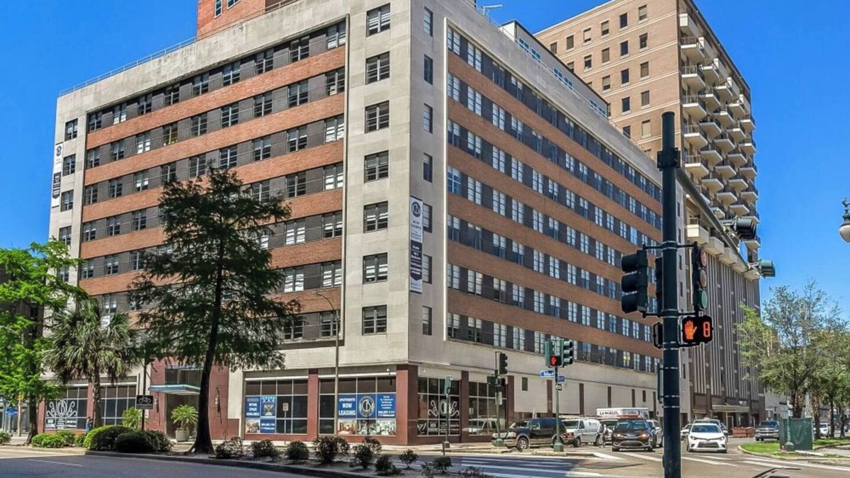 Central Business District Hotel | California Building