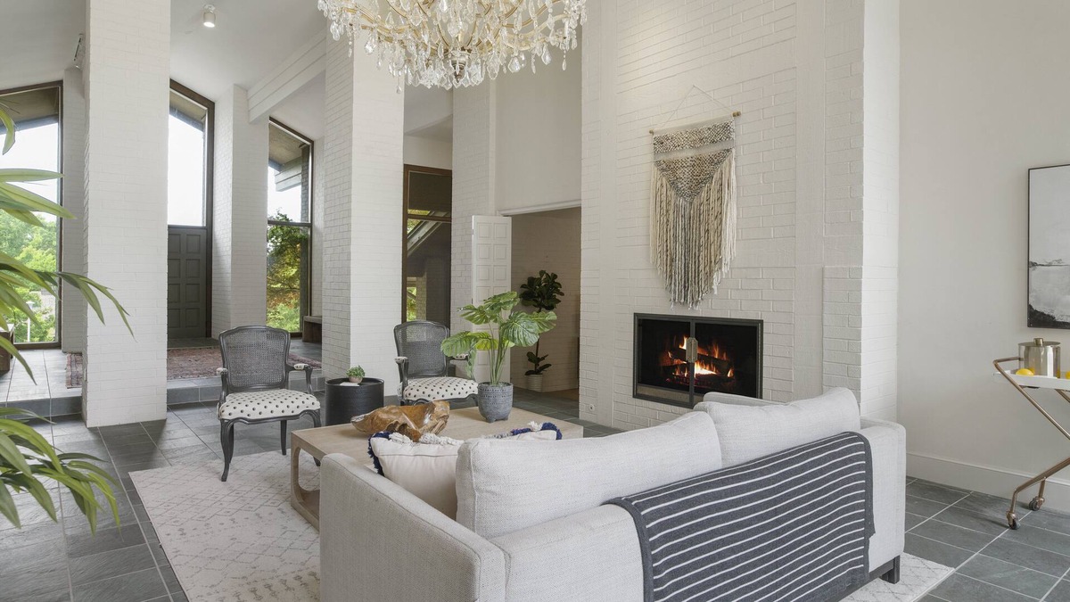 South Tulsa House | California Contemporary Estate with large lap pool and Guest house