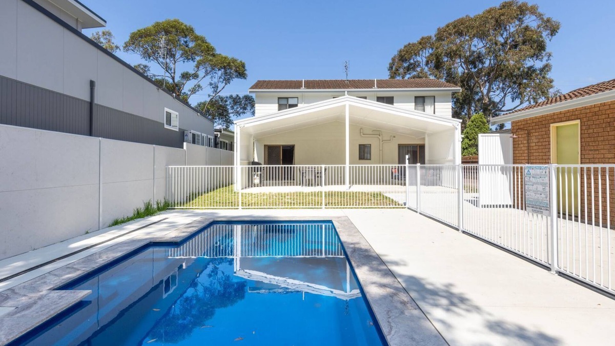 Callala Beach House | Callala on King - Pet Friendly with Swimming Pool