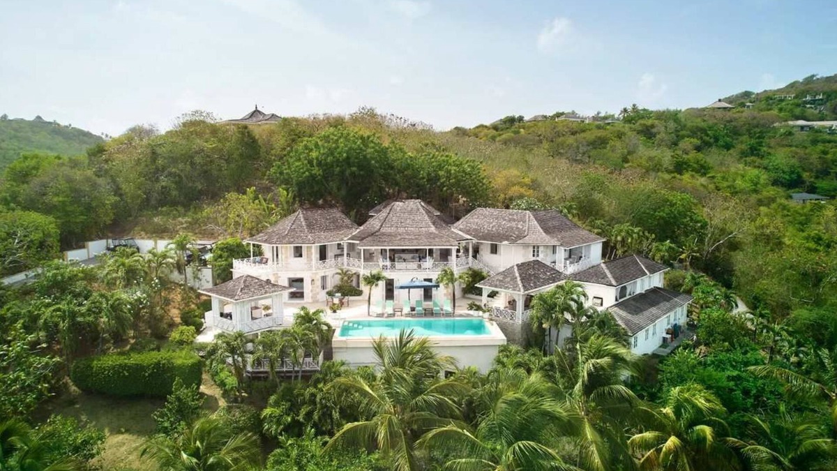 Mustique Island Villa | Callaloo Summary: Not