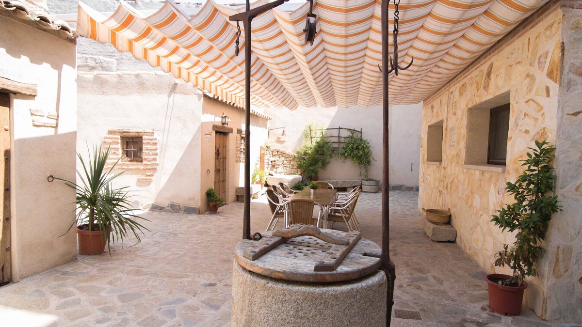 Galvez House | Callejón del Pozo