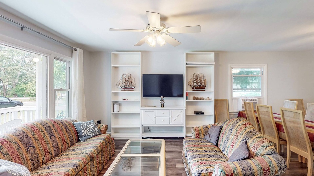 Shady Side House | Calloway Drive Retreat | House in Shady Side