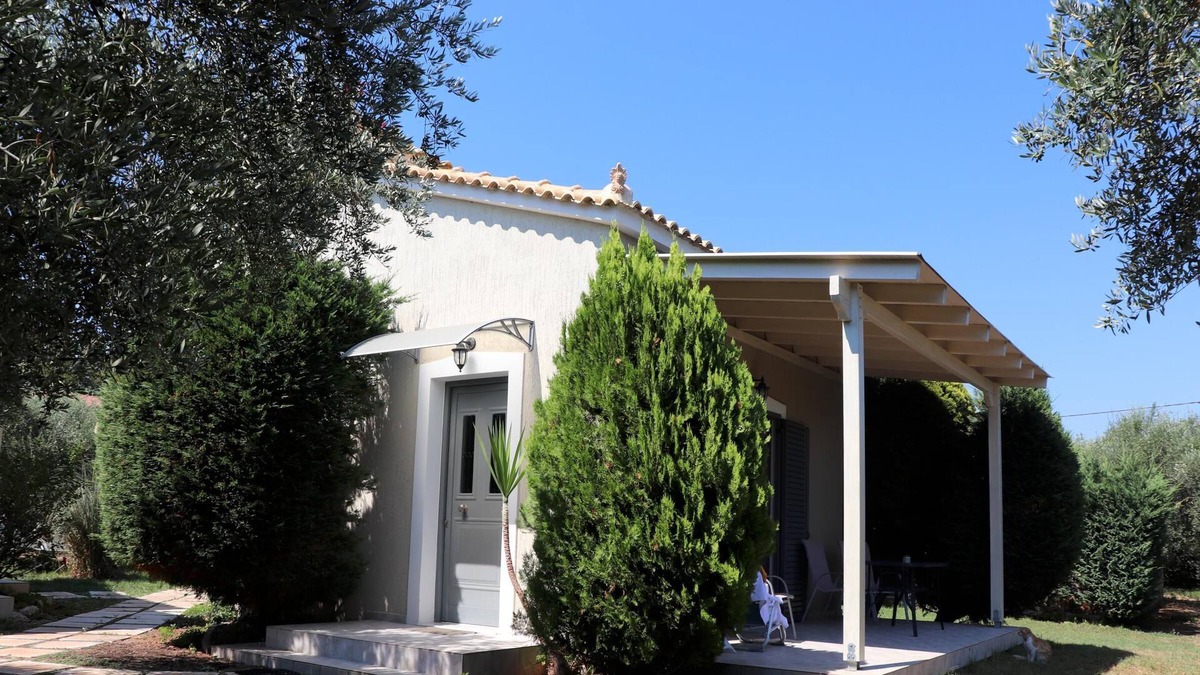 Plepi House | Calm and idyllic directly at the sea, wifi - holiday house Argolis, Peloponnese