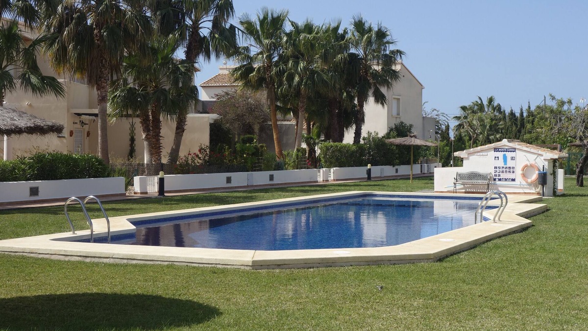 Casas de Torrat House | Calpe: House with garden