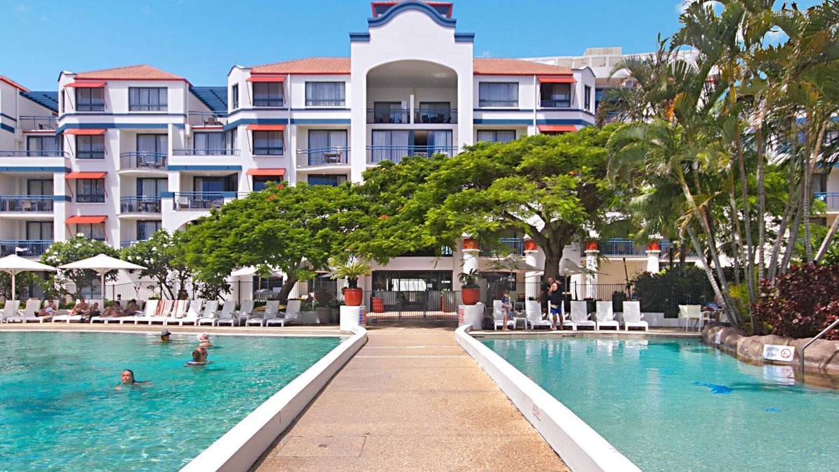 Coolangatta Apartment | Calypso Plaza Unit 220 - Coolangatta Beachfront - Min. 3 Night Stays!