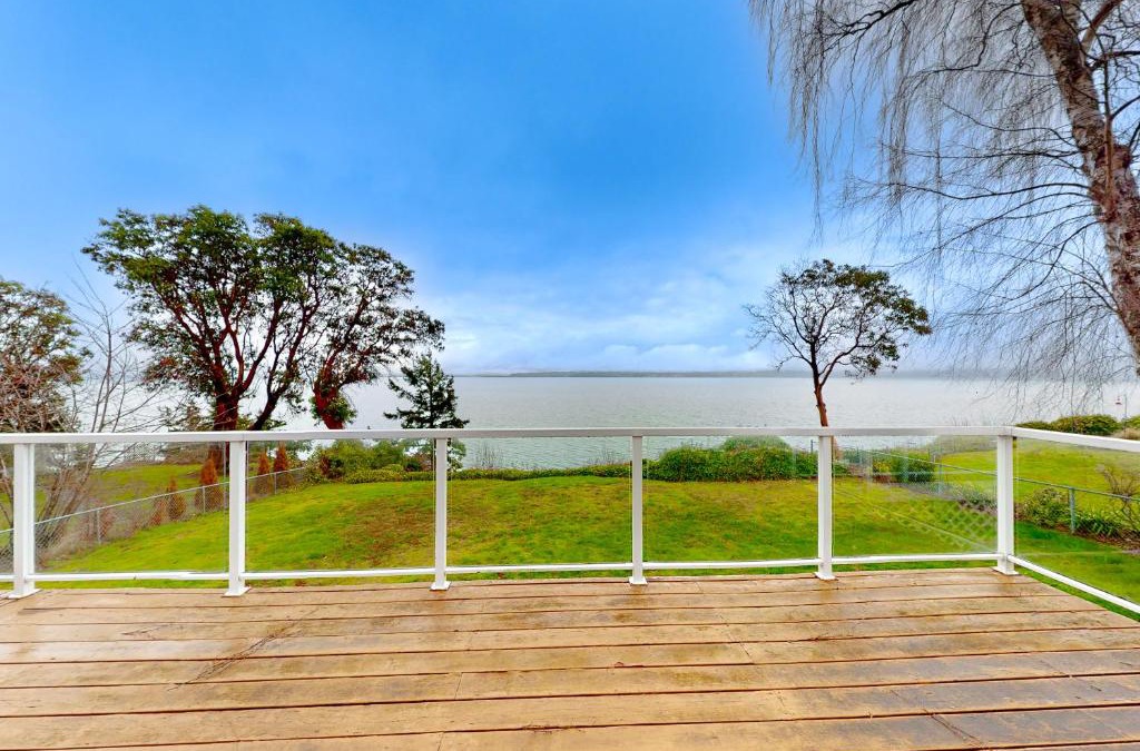 Camano Island House | Camano Waterfront Delight