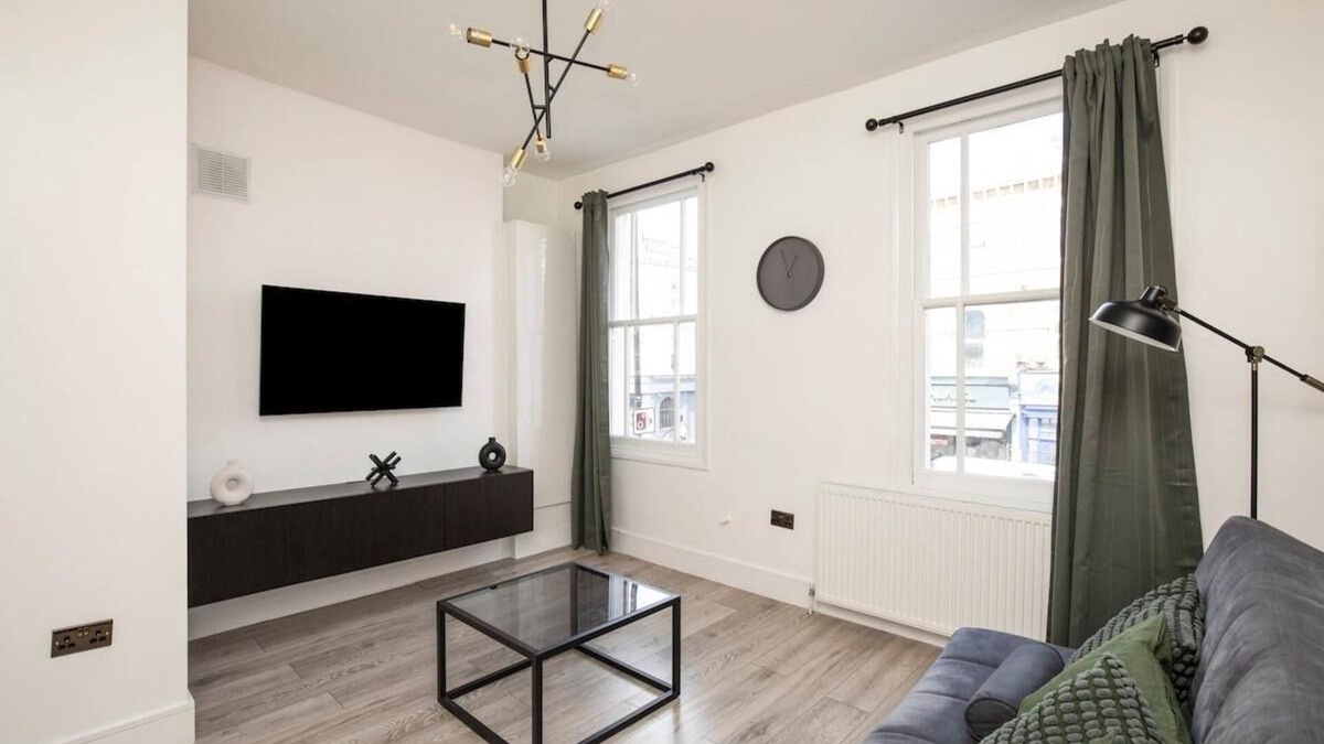 Camberwell Apartment | Camberwell Apartment - Stylish 4 Bed