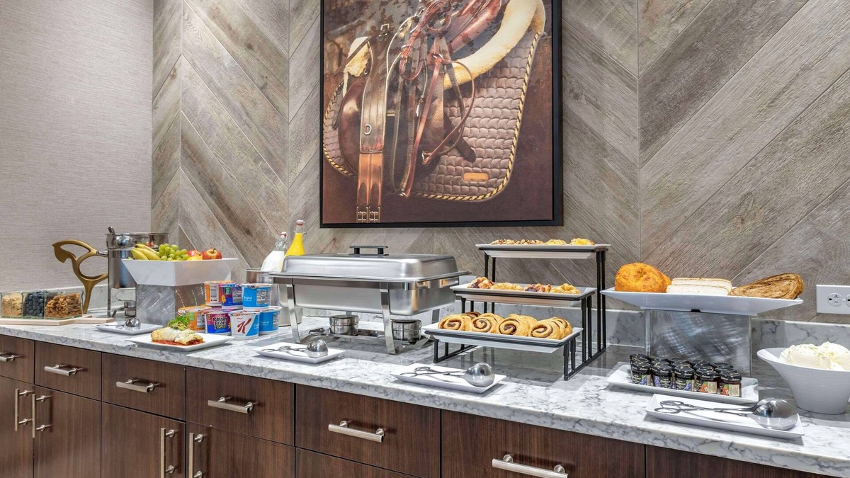Downtown Louisville Hotel | Cambria Hotel Louisville Downtown-Whiskey Row