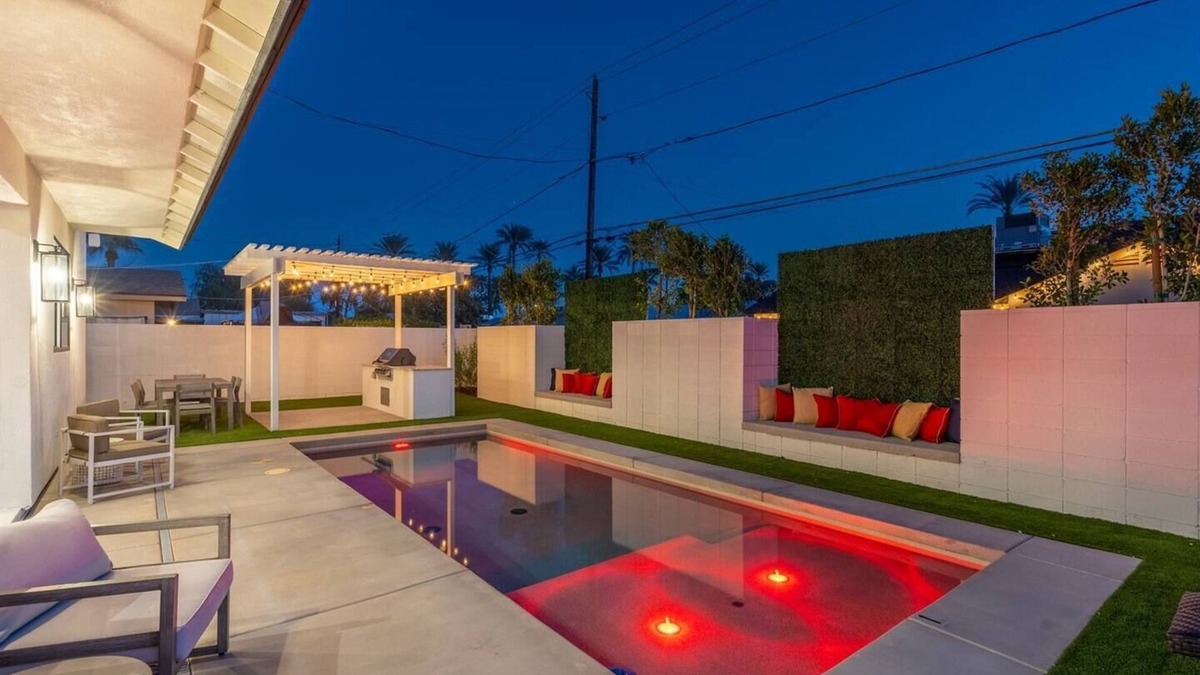 Arcadia Lite Villa | Camelback Views! Pool, Bikes & More, Sleeps 18