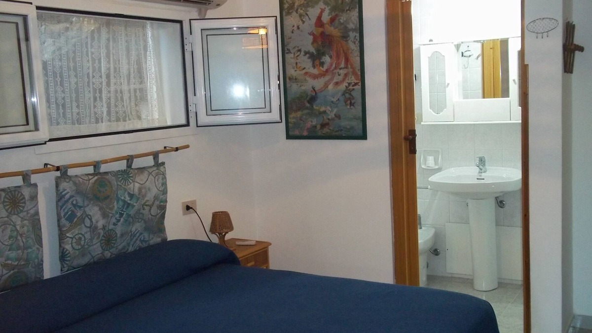 Ustica Villa | CAMELIA apartment in the wonderful Island of Ustica