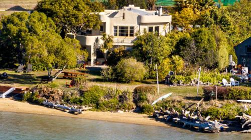 Richmond House | Camelot Island Retreat