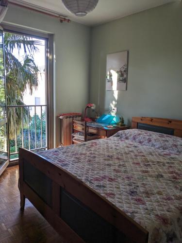 Fizzonasco House | Camera con bagno in villa