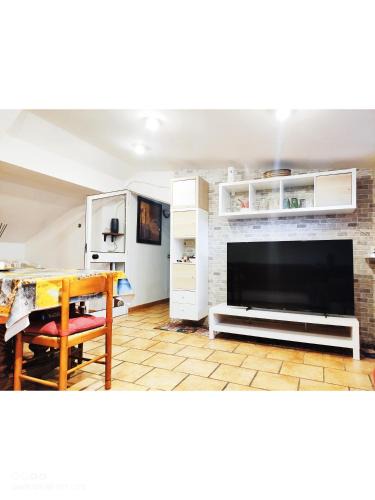 Ciampino House | Camere Private in Villa