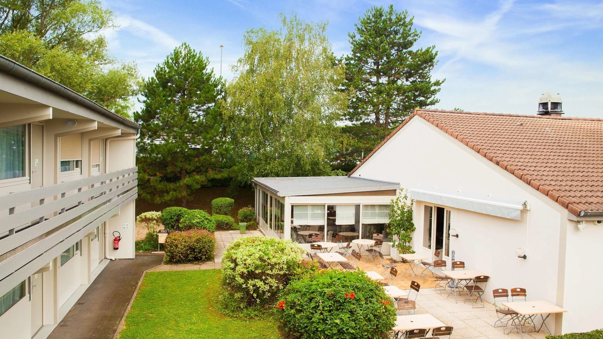 Chaintre Hotel | Campanile Macon Sud - Chaintre
