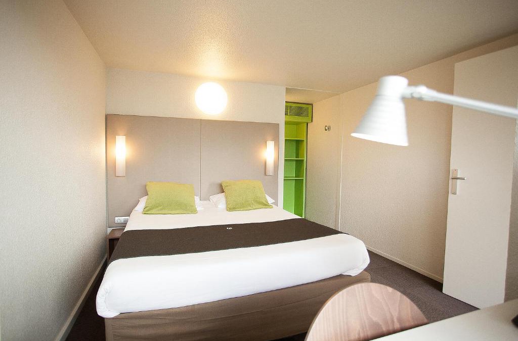 Vitrolles Hotel | Campanile Marseille Vitrolles Griffon