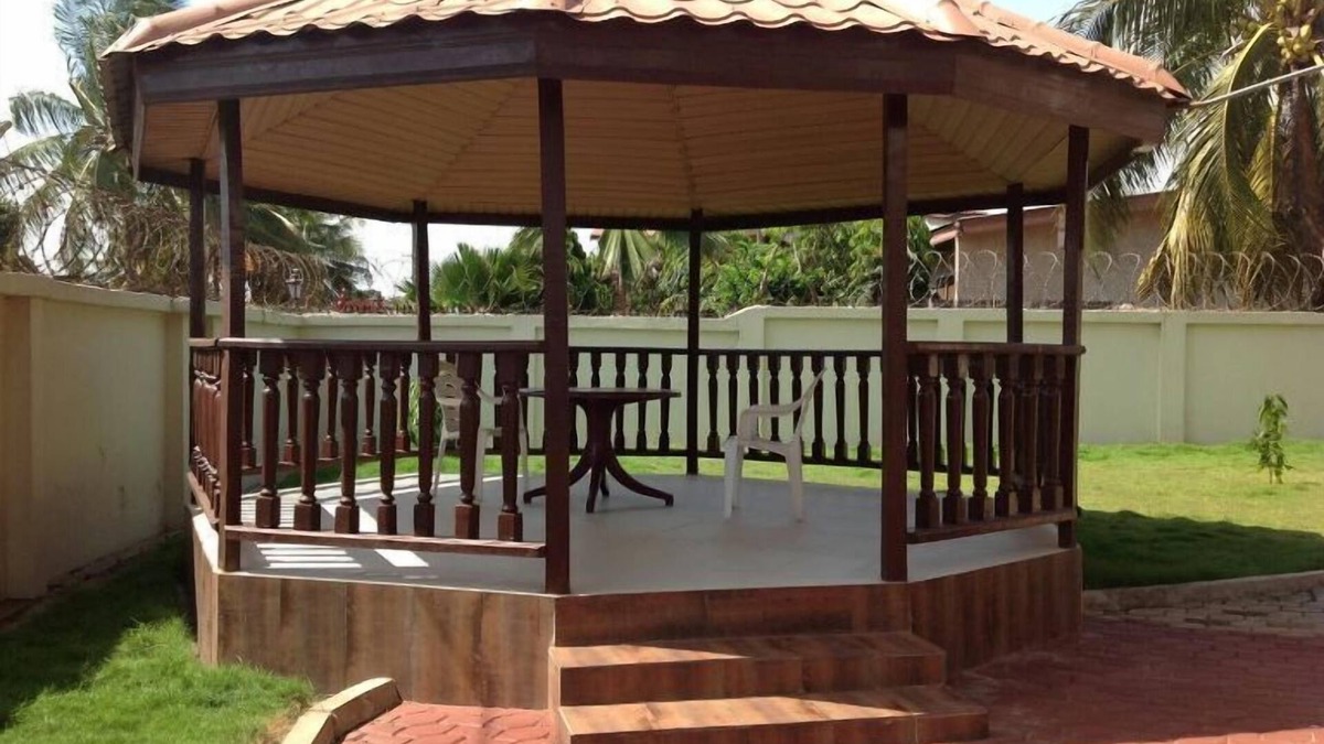 Nungua Hotel | Campbell Hotel Accra