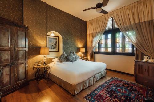 Downtown George Town Hotel | Campbell House