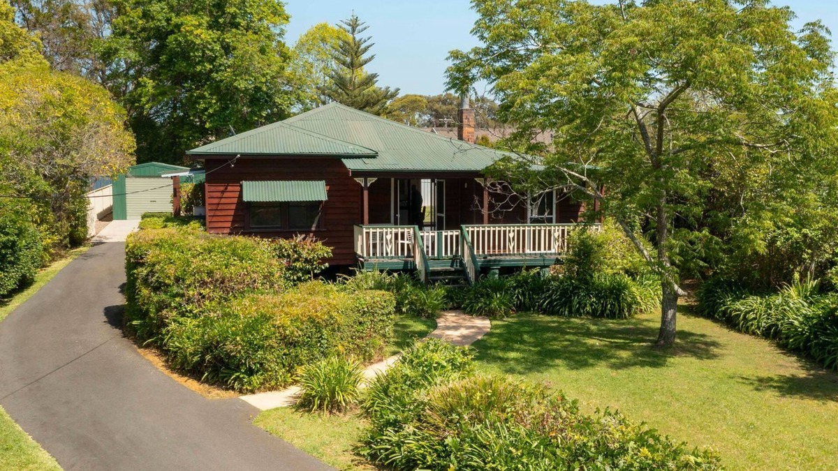 Huskisson Cottage | Campbell's Cottage by Experience Jervis Bay