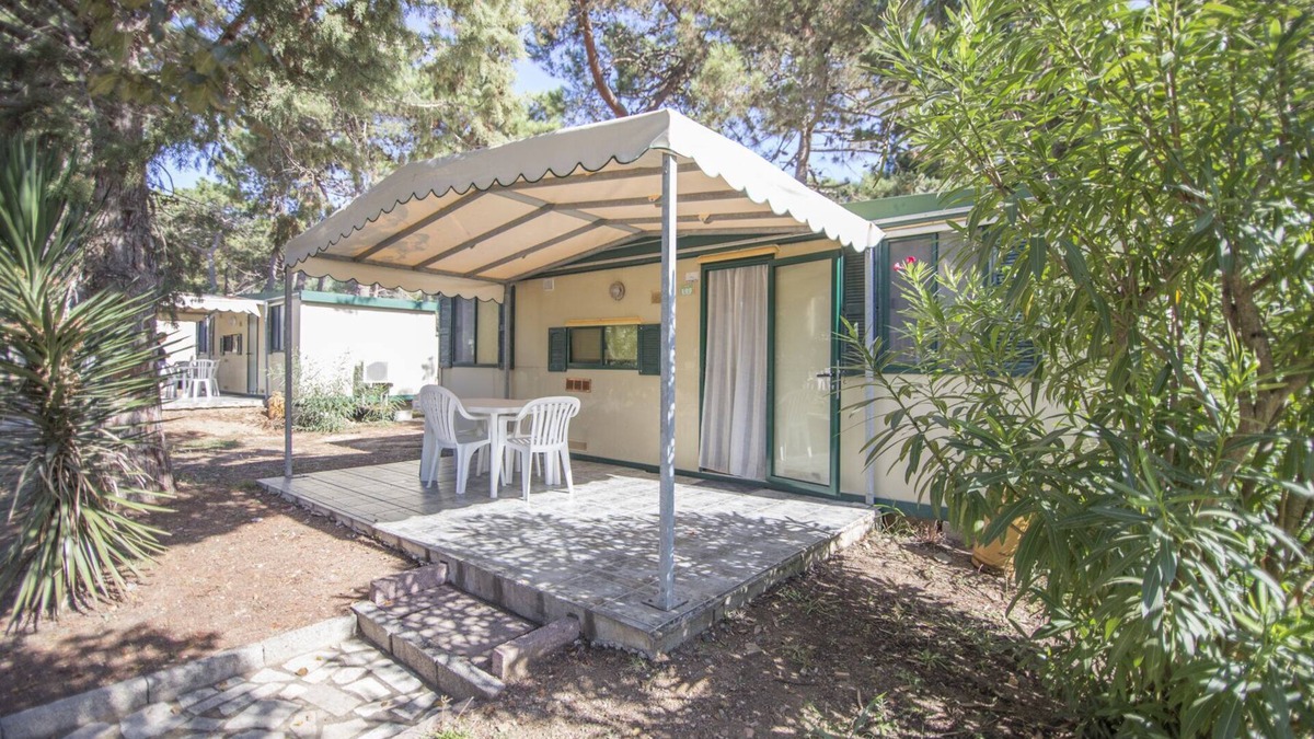 Arbatax RV Rental | Campeggio Villaggio Sos Flores