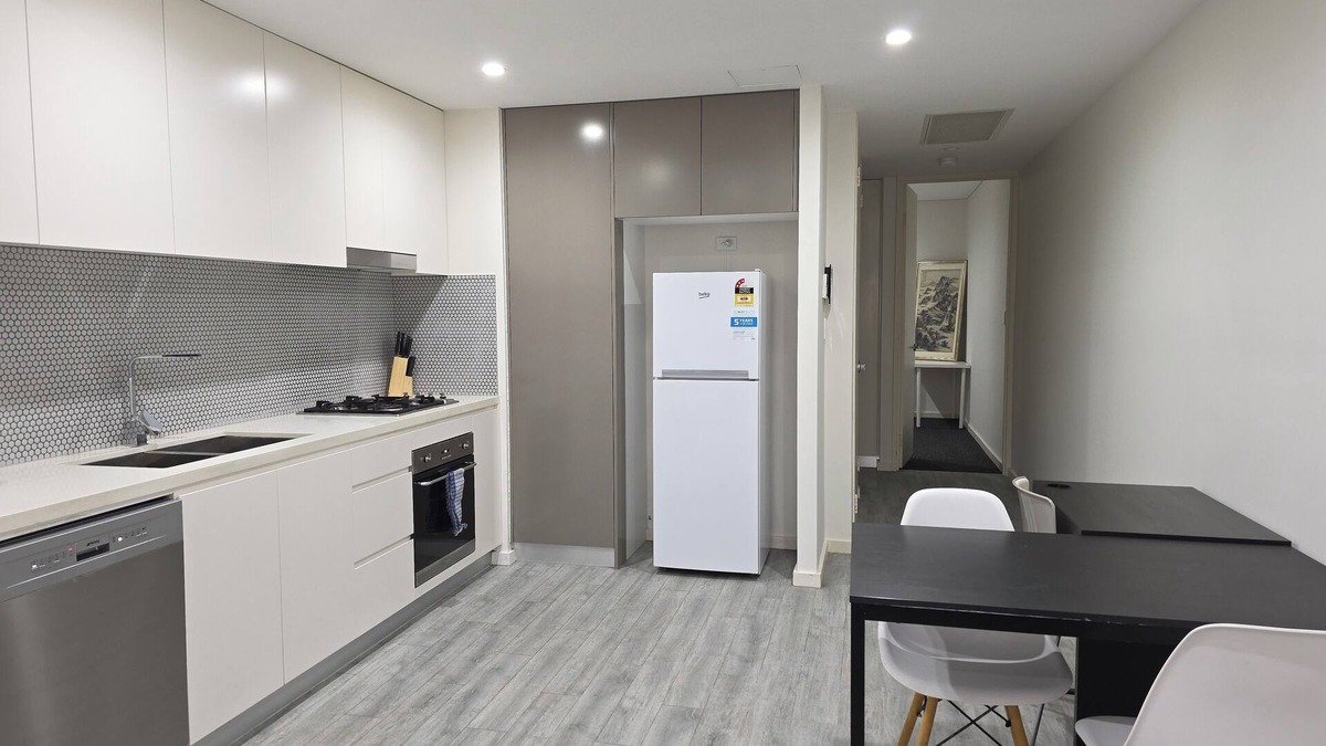 Camperdown Apartment | Camperdown one 07 Close to bus stop and SYD CBD