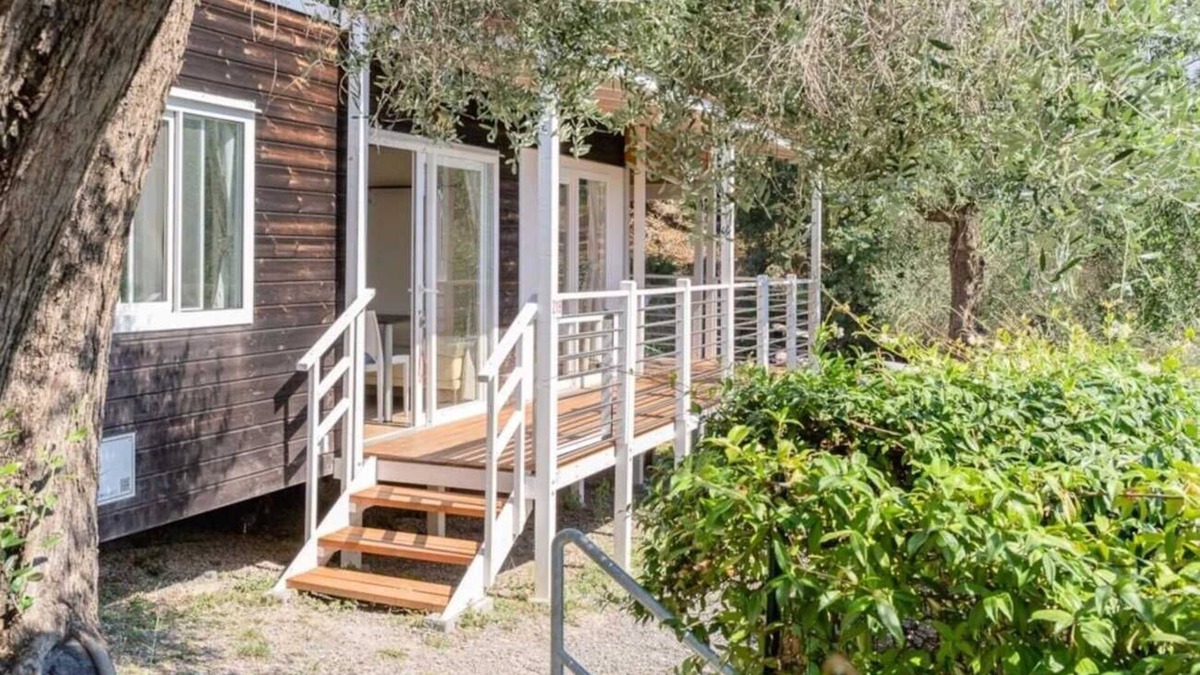 Pietra Ligure House | Camping 2 étoiles - Piscine - efbcgc