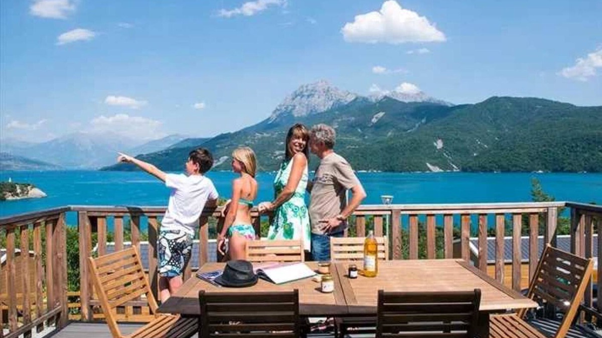 Chorges House | Camping 3 étoiles - Piscine - efbgid