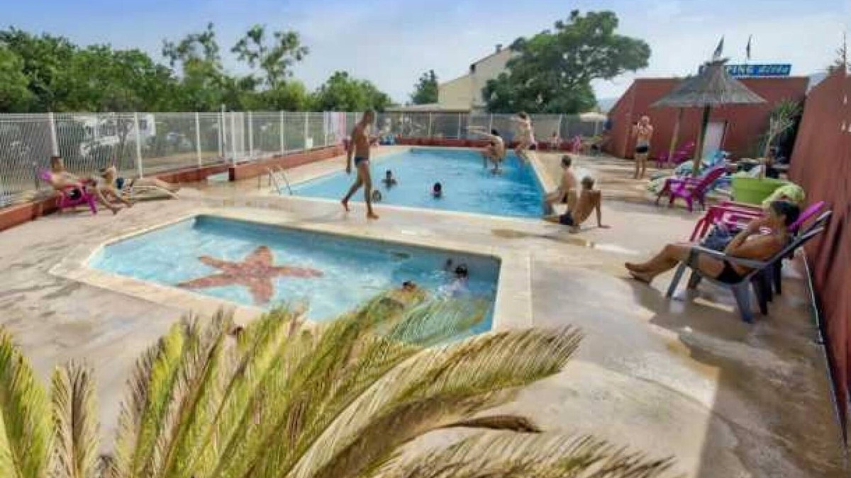 Vic-la-Gardiole House | Camping 3 étoiles - Piscine - eehfi0