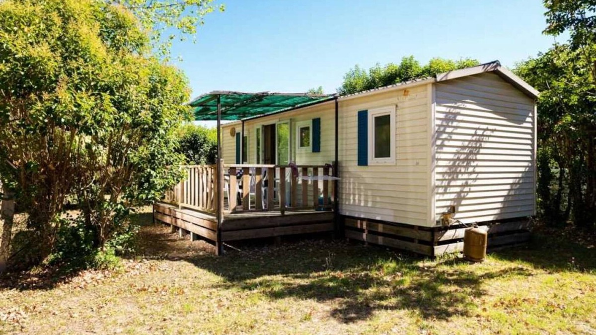 Montolieu House | Camping 3 étoiles - ccaffea