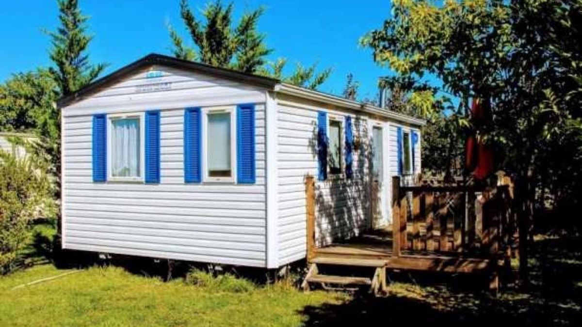 Verteillac House | Camping 3 étoiles - Piscine - eeefaf