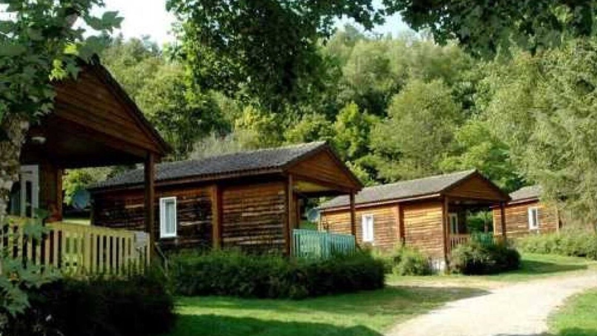 Correze House | Camping 3 étoiles - Piscine - eehihg