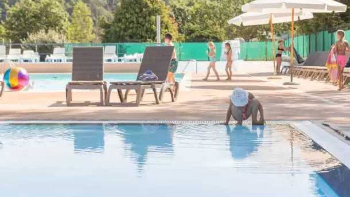 Eymouthiers House | Camping 4 étoiles - Parc aquatique - eecgch