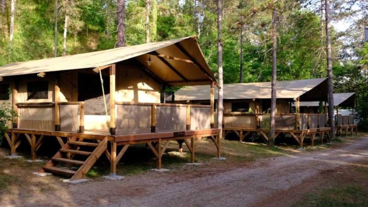 Die House | Camping 4 étoiles - Piscine - ccaifie