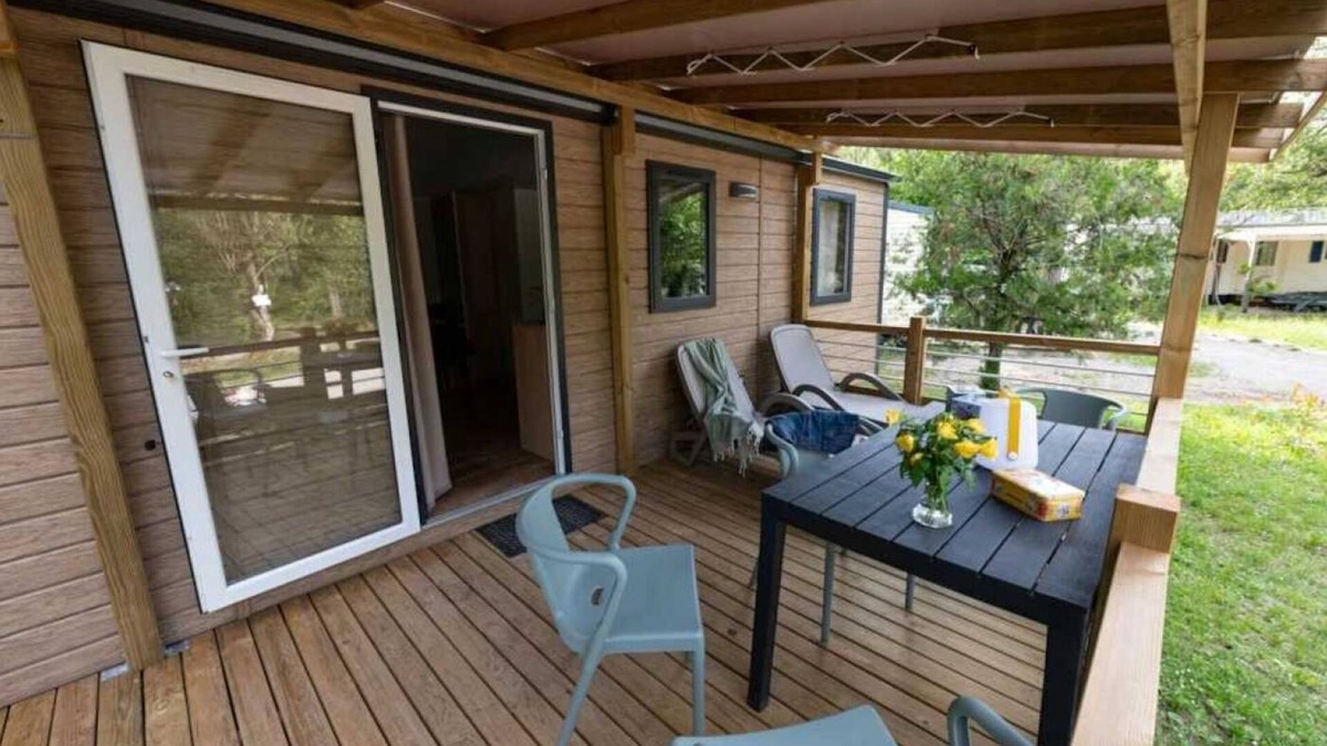 Die House | Camping 4 étoiles - Piscine - ccaifii