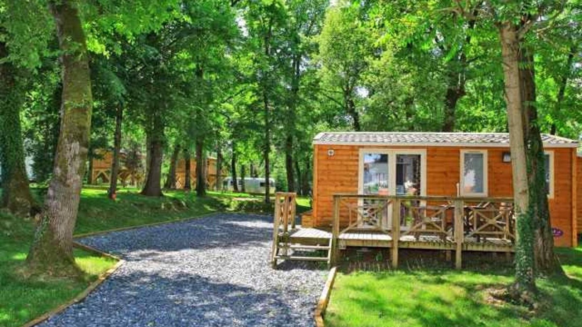 Albi House | Camping 4 étoiles - Piscine - ef0fdd