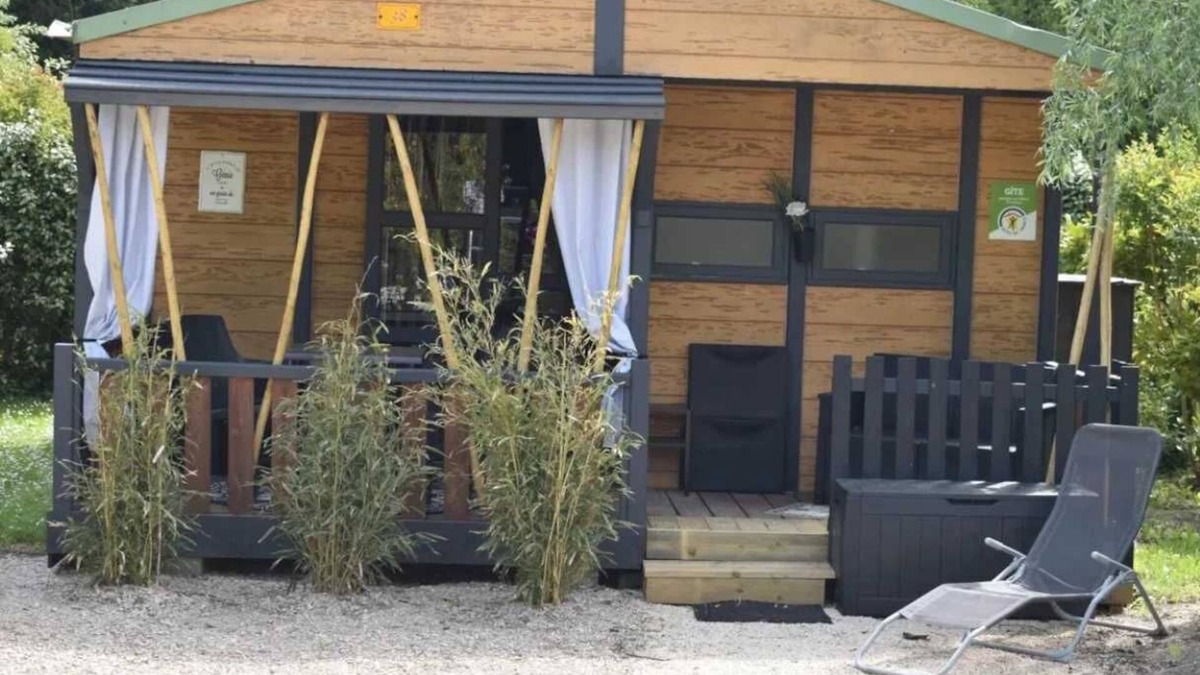 Paluds de Noves Ski Chalet | Camping 4 étoiles - Piscine - eehf0g