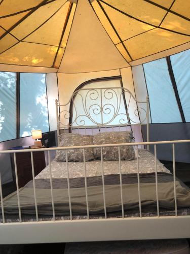 Commana Other | Camping Au Lac Du Drennec Glamping Tent