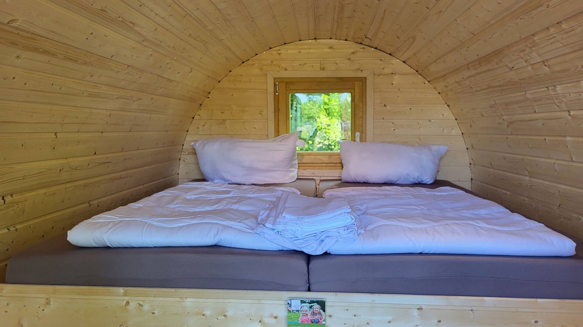 Gro Leuthen Cabin | Camping barrel