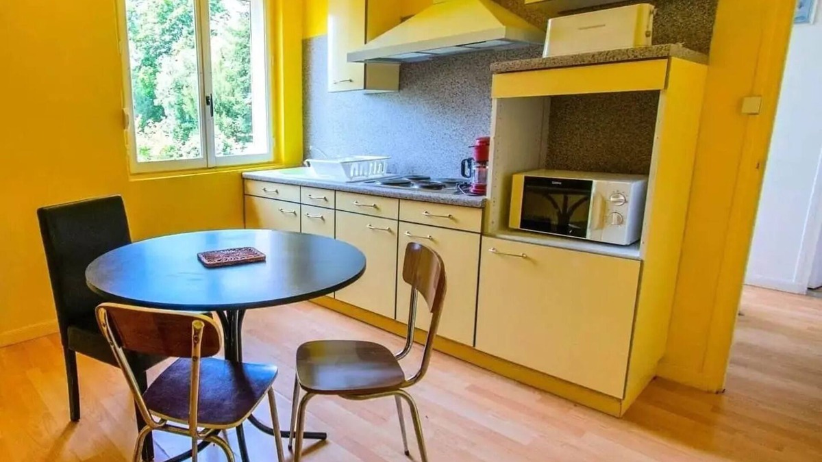 Saint-Honore-les-Bains Apartment | Camping des Bains * - Apartment n°3 - 2 bedrooms 2 to 4 people - 2 pers. included in the tariff