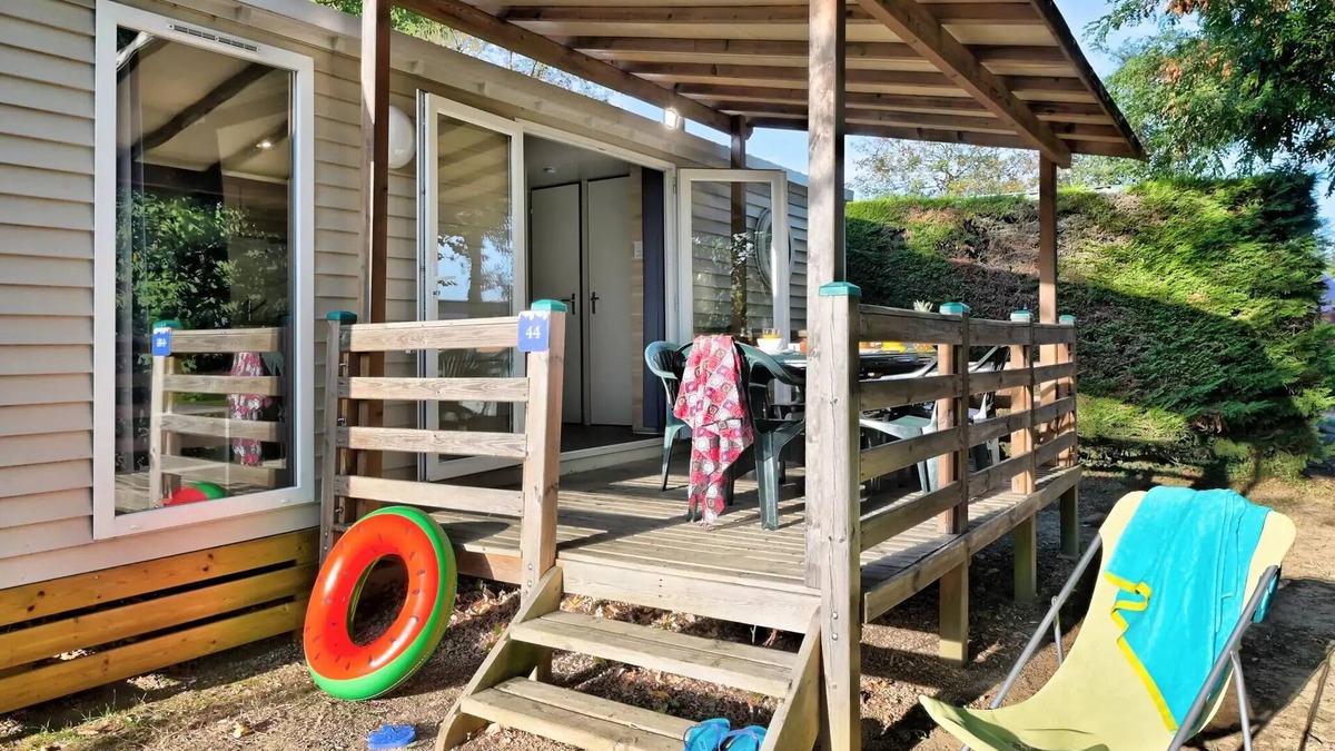 Anneyron House | Camping Flower la Châtaigneraie* - Premium Mobile Home 3 rooms 4/6 people Air-conditioned