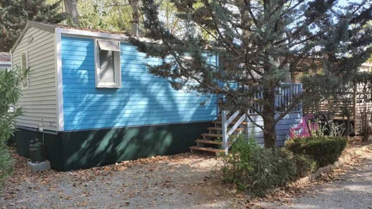 Villeneuve-les-Beziers House | Camping 4 étoiles - Piscine - ccaffbh