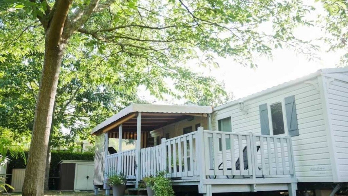 Gastes House | Camping - Funpass inclus - Piscine - ccaegab