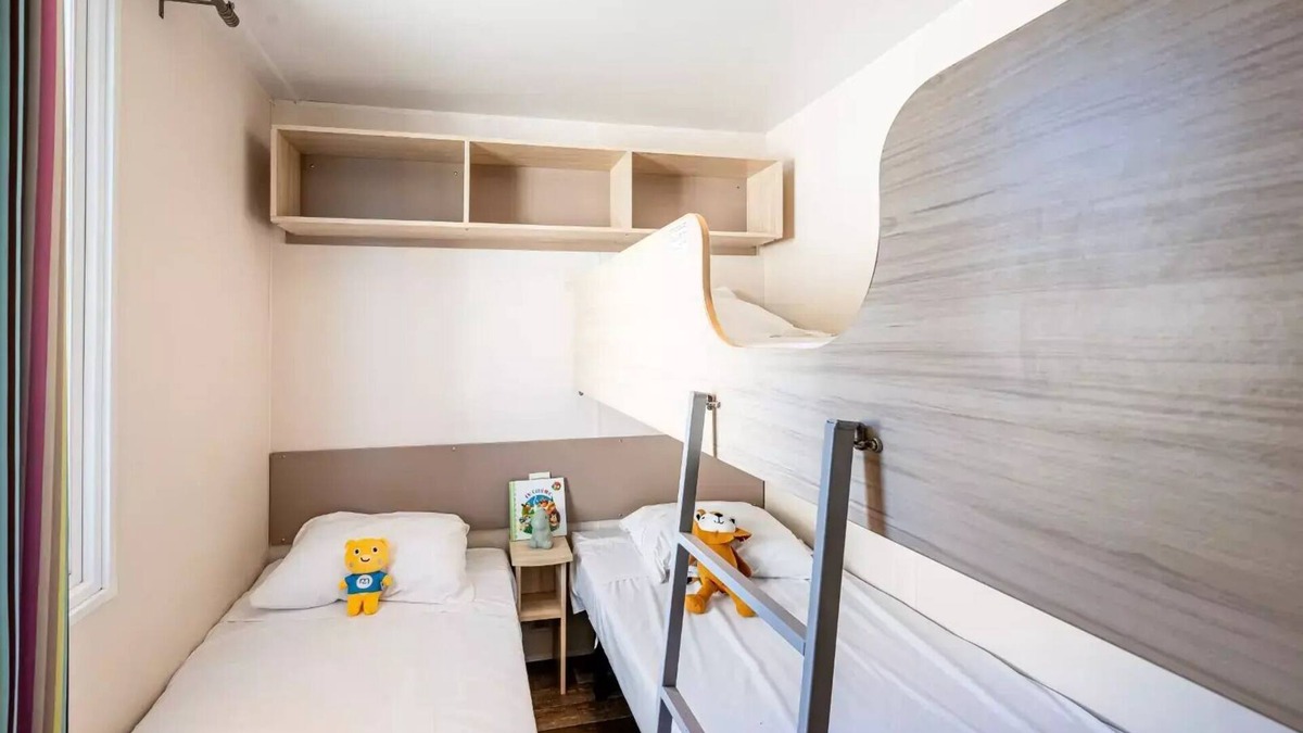 Badefols-sur-Dordogne House | Camping Les Bö-Bains * * - 2 bedroom mobile home on the banks of the river and air-conditioned Sunday/Sunday (29 m²) n°0 to 2 6 people