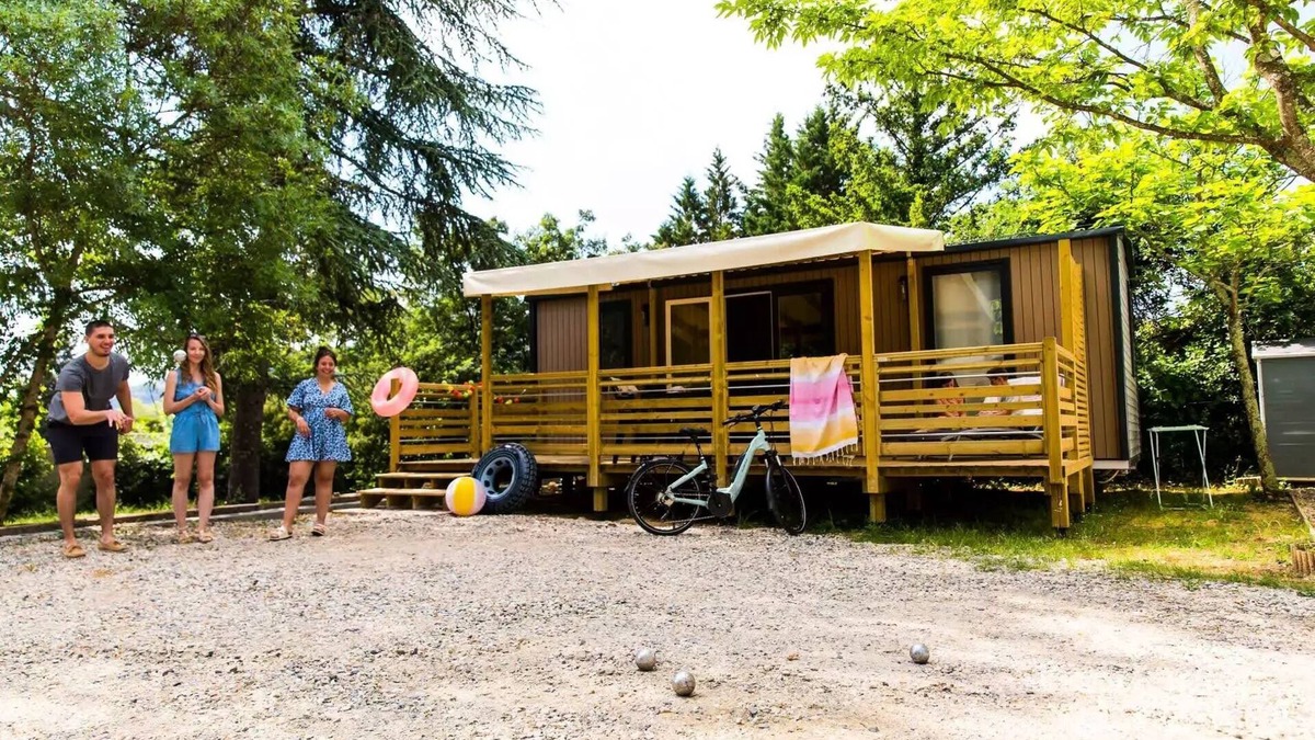 Ruoms House | Camping la Chapoulière* - 3-room cottage for 4 people with air conditioning