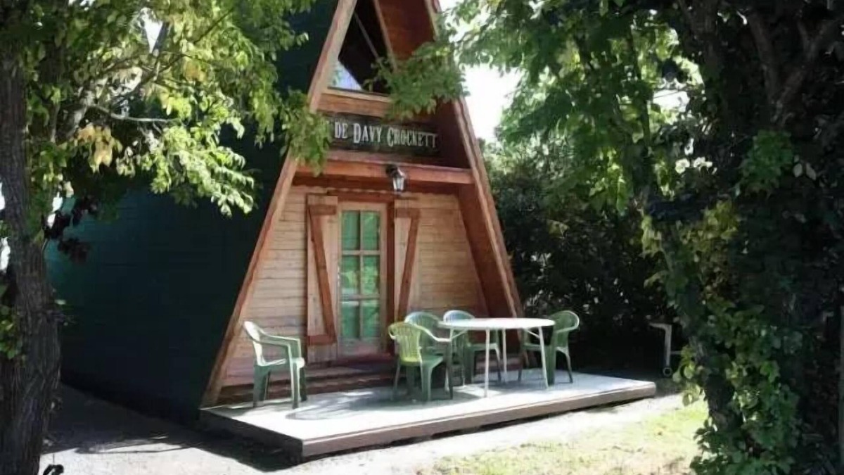 Sallertaine House | Camping Les P'tites Maisons dans la Prairie * - Cabane David Crockett 4 people