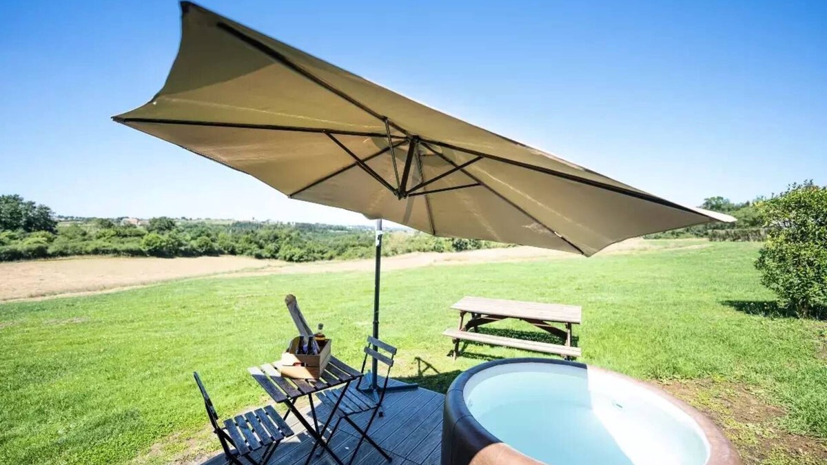 Target House | Camping maeva Escapades Domaine des Grandes Côtes * - Lodge des Bois 2 Rooms 2/4 People (2 adults + 2 children under 12 years old) Air-conditioned + Jacuzzi