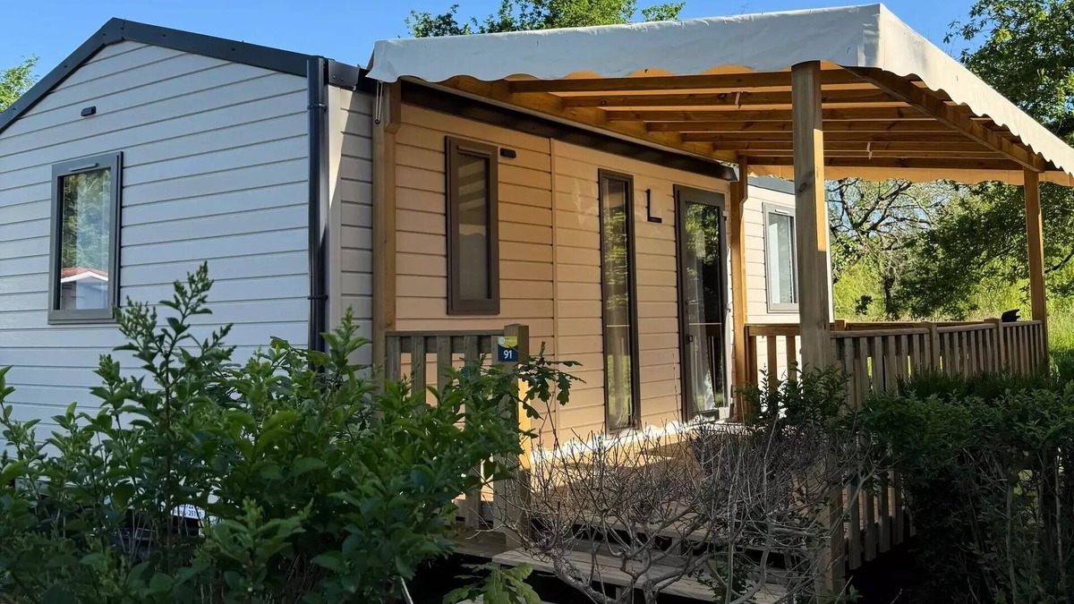 Belus House | Camping maeva Respire La Comtesse * - HORIZON Cottage 3 Rooms 4 Persons Air-conditioned + TV