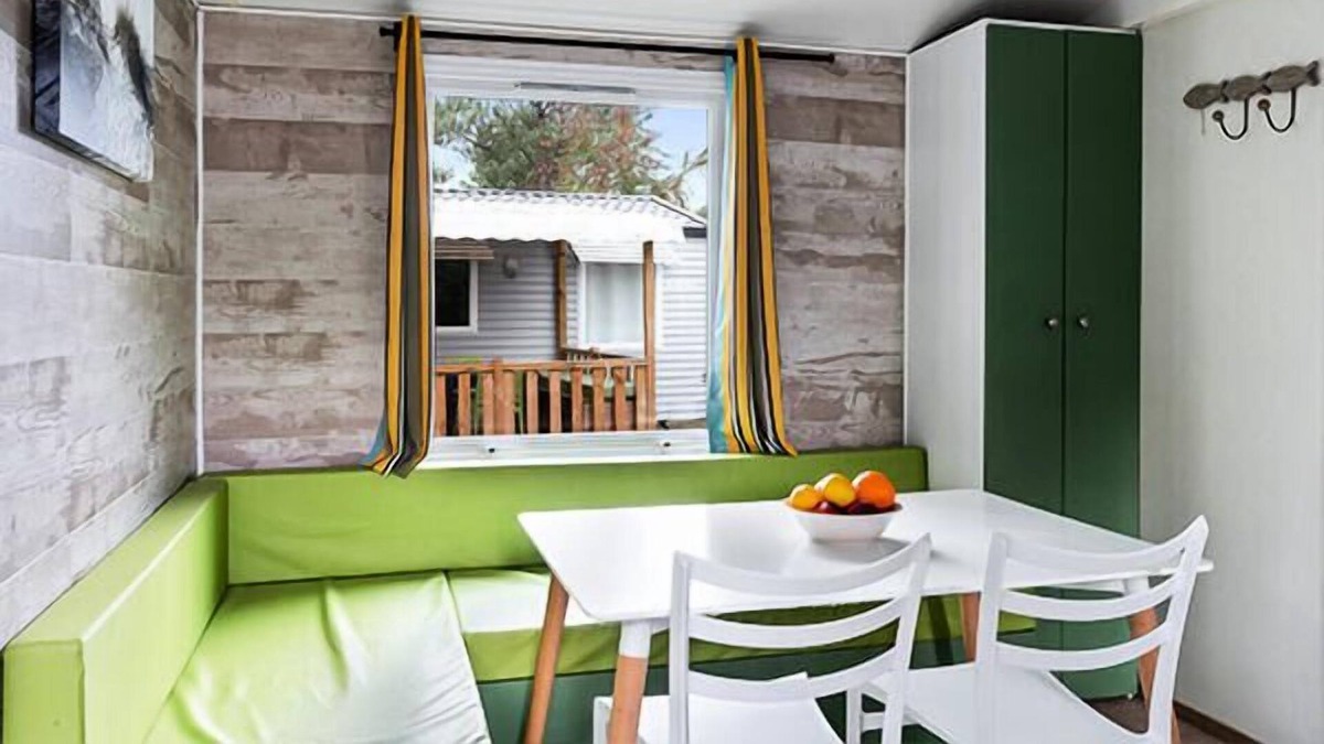 Saint-Cheron House | Camping Parc des Roches *** - Cozy Mobile Home 4 Rooms 6 People